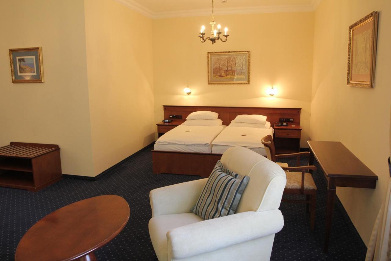 Parkhotel Richmond Karlovy Vary Bagian luar foto