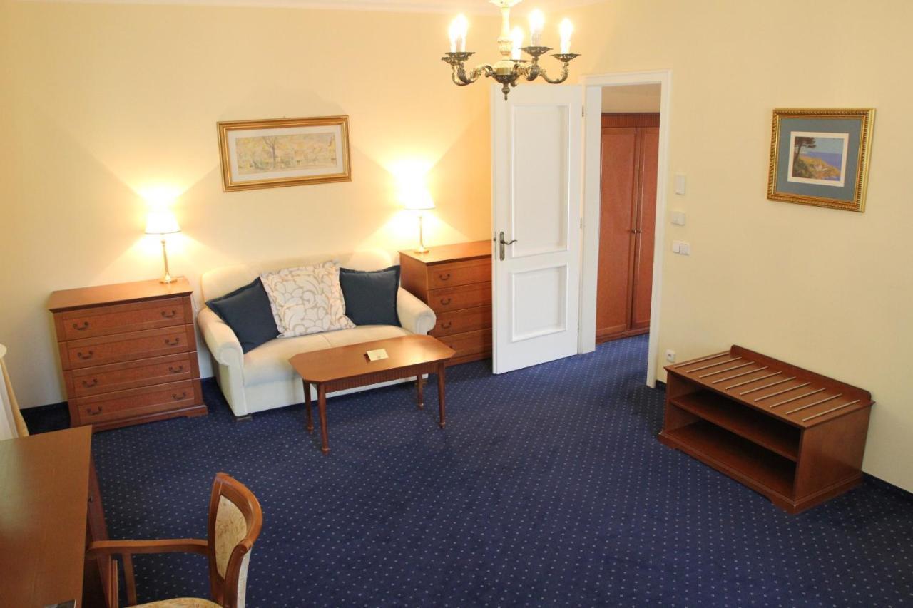 Parkhotel Richmond Karlovy Vary Bagian luar foto